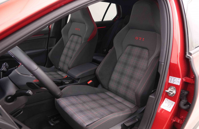 VOLKSWAGEN_VOLKSWAGEN_GOLF GTI_2549356_6.jpg VOLKSWAGEN_VOLKSWAGEN_GOLF GTI_2549356_6.jpg
