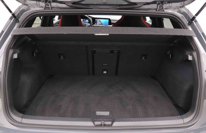 VOLKSWAGEN_VOLKSWAGEN_GOLF GTI_2652847_5.jpg