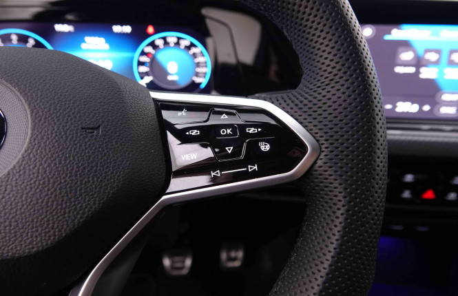 VOLKSWAGEN_VOLKSWAGEN_GOLFVAR_2548333_17.jpg