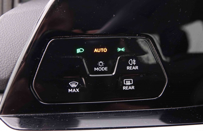 VOLKSWAGEN_VOLKSWAGEN_GOLFVAR_2548927_8.jpg