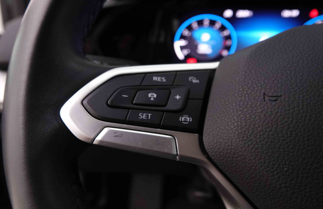 VOLKSWAGEN_VOLKSWAGEN_GOLF_2548346_17.jpg