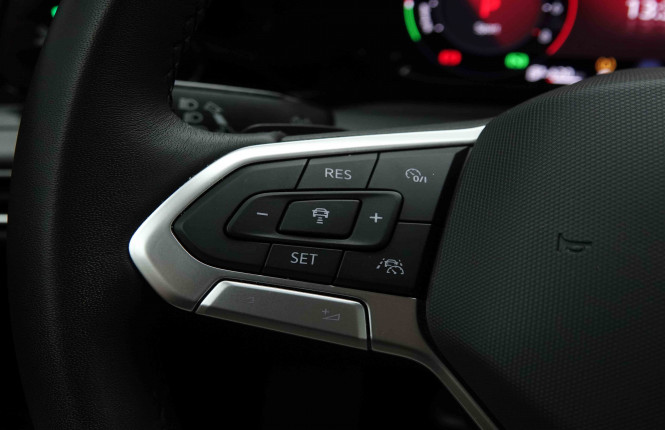 VOLKSWAGEN_VOLKSWAGEN_GOLF_2653683_75.jpg