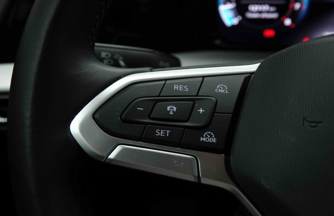 VOLKSWAGEN_VOLKSWAGEN_GOLF_2653723_17.jpg