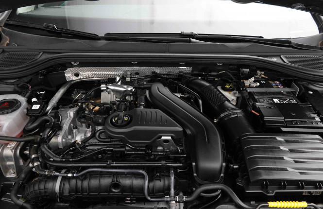 VOLKSWAGEN_VOLKSWAGEN_GOLF_2653840_22.jpg