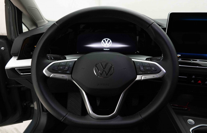 VOLKSWAGEN_VOLKSWAGEN_GOLF_2653841_8.jpg