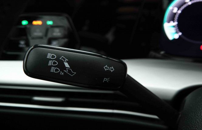VOLKSWAGEN_VOLKSWAGEN_GOLF_2653842_15.jpg