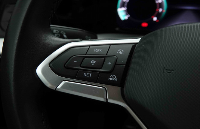 VOLKSWAGEN_VOLKSWAGEN_GOLF_2653842_17.jpg