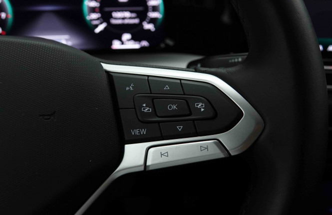 VOLKSWAGEN_VOLKSWAGEN_GOLF_2653842_18.jpg