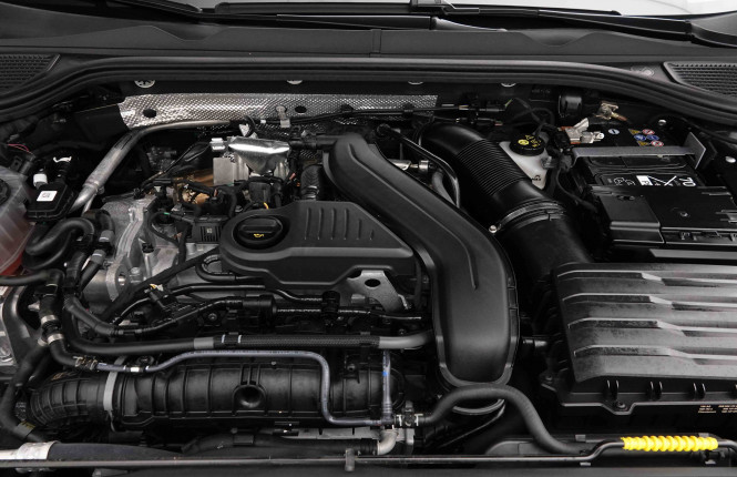 VOLKSWAGEN_VOLKSWAGEN_GOLF_2653842_22.jpg