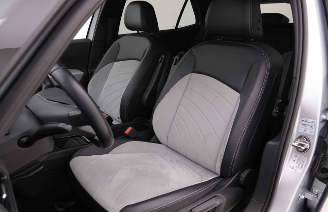 VOLKSWAGEN_VOLKSWAGEN_ID.3_2548757_6.jpg