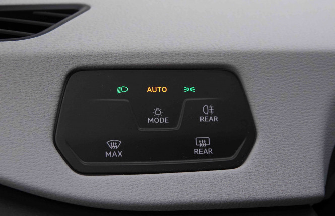 VOLKSWAGEN_VOLKSWAGEN_ID.3_2548757_8.jpg