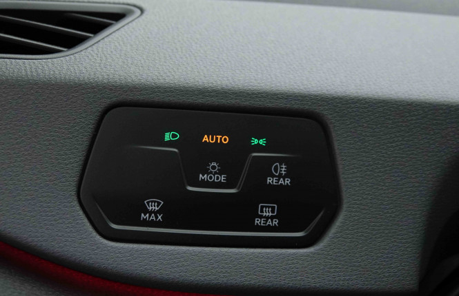VOLKSWAGEN_VOLKSWAGEN_ID.3_2653502_19.jpg