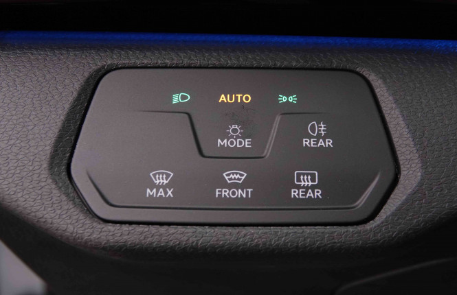VOLKSWAGEN_VOLKSWAGEN_ID.4_2548921_8.jpg