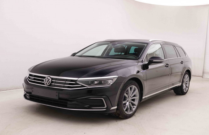 VOLKSWAGEN_VOLKSWAGEN_PASSATVAR_2548423_24.jpg