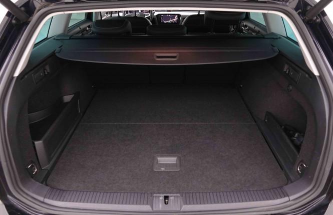 VOLKSWAGEN_VOLKSWAGEN_PASSATVAR_2548423_5.jpg
