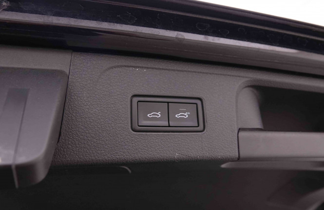 VOLKSWAGEN_VOLKSWAGEN_PASSATVAR_2548423_6.jpg