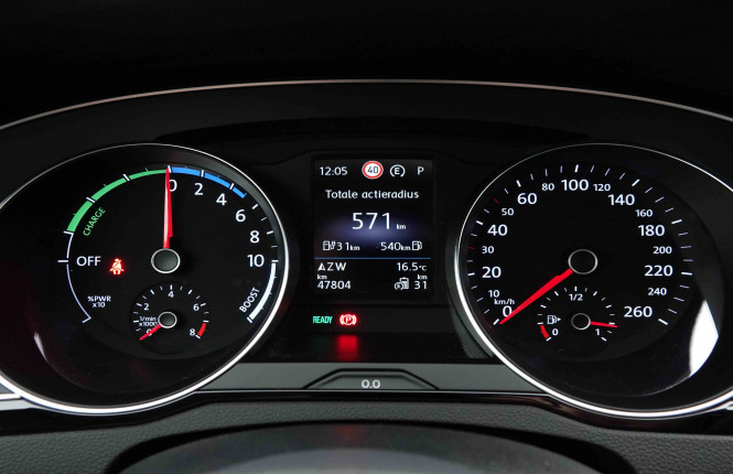 VOLKSWAGEN_VOLKSWAGEN_PASSATVAR_2653554_14.jpg