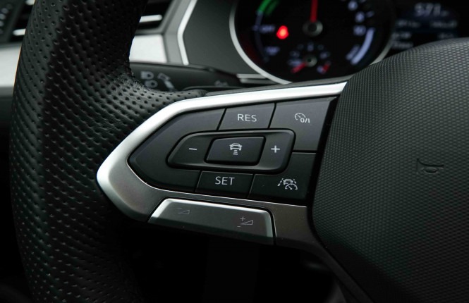 VOLKSWAGEN_VOLKSWAGEN_PASSATVAR_2653554_17.jpg