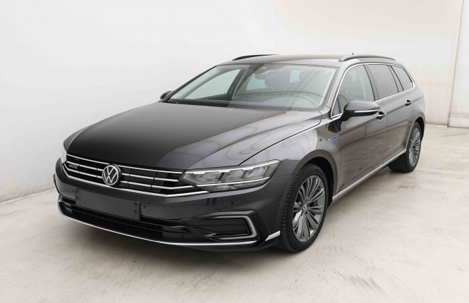 VOLKSWAGEN_VOLKSWAGEN_PASSATVAR_2653554_24.jpg