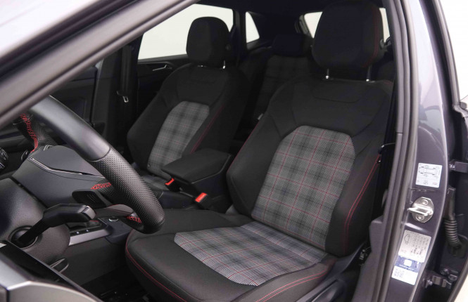 VOLKSWAGEN_VOLKSWAGEN_POLO GTI_2551106_6.jpg