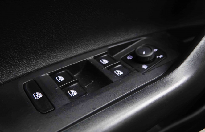 VOLKSWAGEN_VOLKSWAGEN_POLO_2551442_19.jpg VOLKSWAGEN_VOLKSWAGEN_POLO_2551442_19.jpg