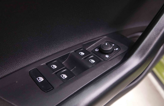 VOLKSWAGEN_VOLKSWAGEN_TAIGO_2547423_18.jpg