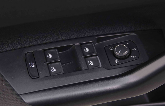 VOLKSWAGEN_VOLKSWAGEN_TAIGO_2547431_18.jpg