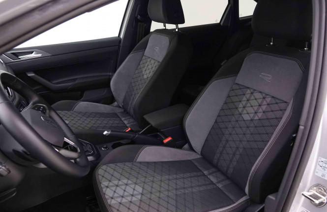 VOLKSWAGEN_VOLKSWAGEN_TAIGO_2547431_6.jpg