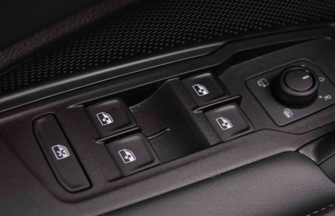 VOLKSWAGEN_VOLKSWAGEN_TAYRON_2652855_22.jpg VOLKSWAGEN_VOLKSWAGEN_TAYRON_2652855_22.jpg