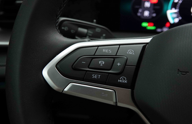 VOLKSWAGEN_VOLKSWAGEN_TAYRON_2653372_18.jpg
