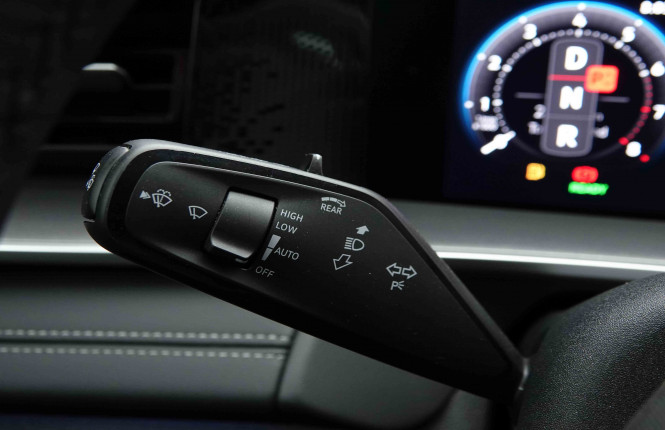 VOLKSWAGEN_VOLKSWAGEN_TAYRON_2653374_16.jpg