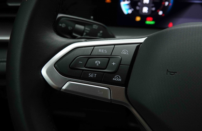 VOLKSWAGEN_VOLKSWAGEN_TAYRON_2653691_17.jpg