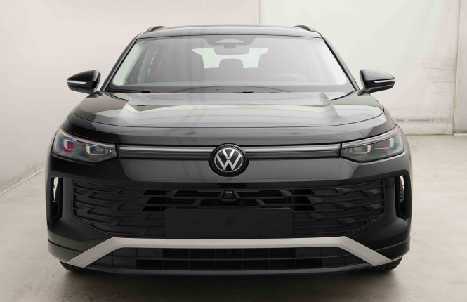 VOLKSWAGEN_VOLKSWAGEN_TAYRON_2653692_121.jpg VOLKSWAGEN_VOLKSWAGEN_TAYRON_2653692_121.jpg