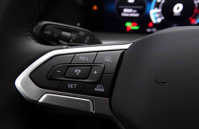 VOLKSWAGEN_VOLKSWAGEN_TAYRON_2653692_83.jpg VOLKSWAGEN_VOLKSWAGEN_TAYRON_2653692_83.jpg