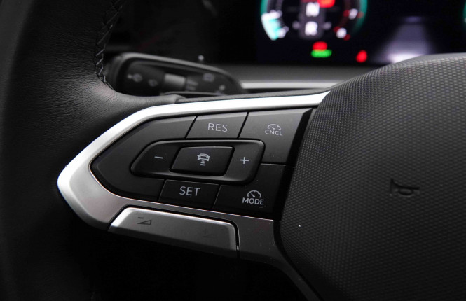 VOLKSWAGEN_VOLKSWAGEN_TAYRON_2654546_107.jpg