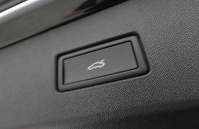 VOLKSWAGEN_VOLKSWAGEN_TAYRON_2654831_6.jpg VOLKSWAGEN_VOLKSWAGEN_TAYRON_2654831_6.jpg