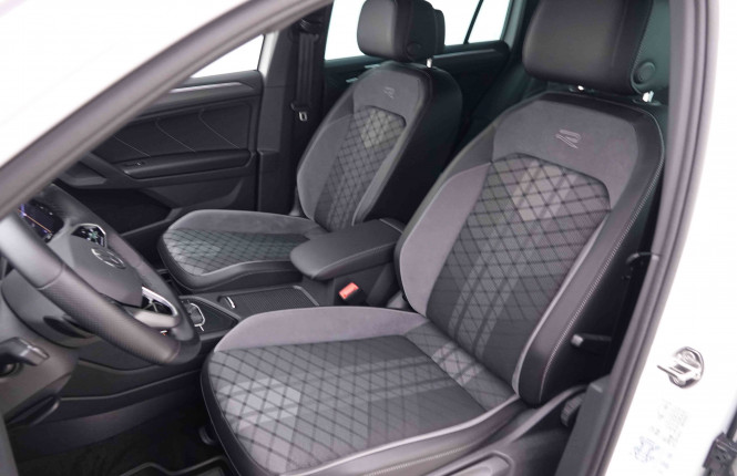 VOLKSWAGEN_VOLKSWAGEN_TIGUAN_2548383_6.jpg