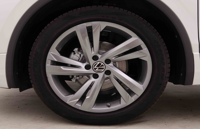 VOLKSWAGEN_VOLKSWAGEN_TIGUAN_2548713_20.jpg