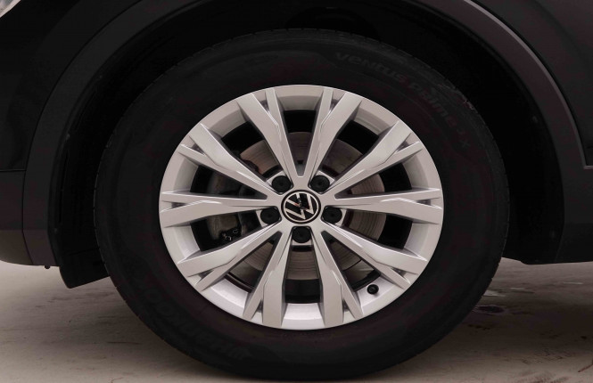 VOLKSWAGEN_VOLKSWAGEN_TIGUAN_2549748_21.jpg