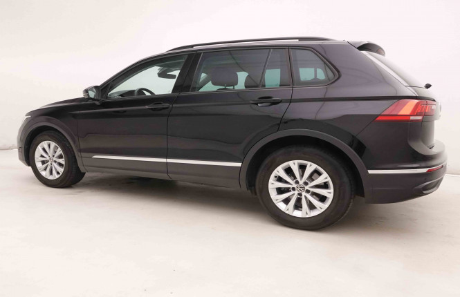 VOLKSWAGEN_VOLKSWAGEN_TIGUAN_2549748_26.jpg