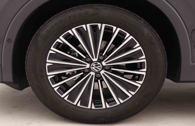 VOLKSWAGEN_VOLKSWAGEN_TIGUAN_2550657_24.jpg VOLKSWAGEN_VOLKSWAGEN_TIGUAN_2550657_24.jpg