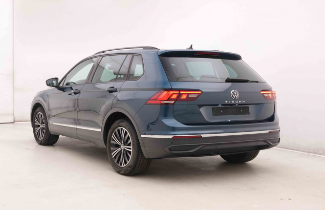 VOLKSWAGEN_VOLKSWAGEN_TIGUAN_2551053_25.jpg