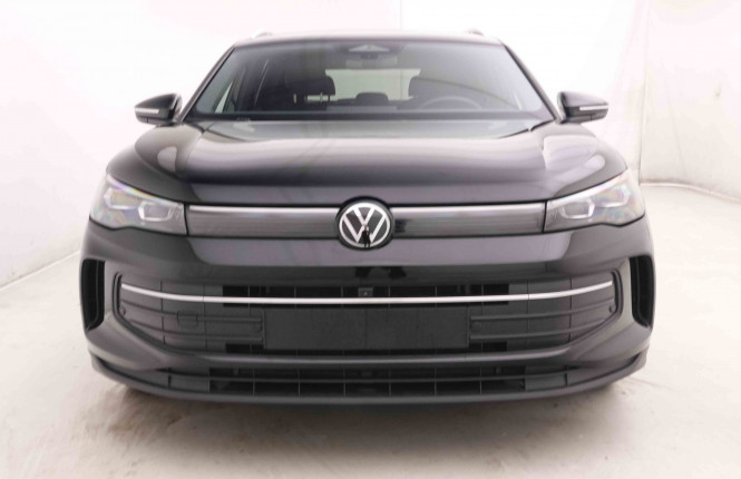 VOLKSWAGEN_VOLKSWAGEN_TIGUAN_2551097_26.jpg