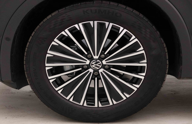 VOLKSWAGEN_VOLKSWAGEN_TIGUAN_2652423_50.jpg