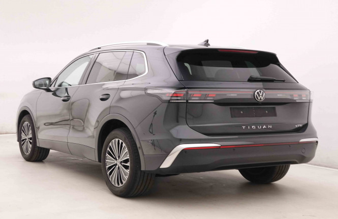 VOLKSWAGEN_VOLKSWAGEN_TIGUAN_2652424_88.jpg