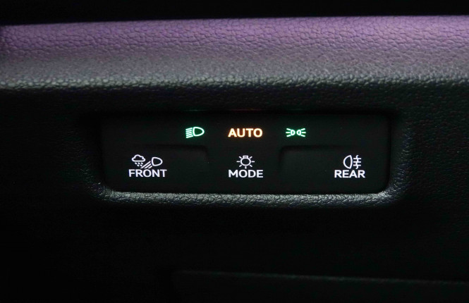 VOLKSWAGEN_VOLKSWAGEN_TIGUAN_2652542_21.jpg