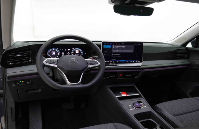 VOLKSWAGEN_VOLKSWAGEN_TIGUAN_2652542_8.jpg