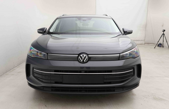 VOLKSWAGEN_VOLKSWAGEN_TIGUAN_2652544_27.jpg