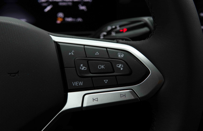 VOLKSWAGEN_VOLKSWAGEN_TIGUAN_2652546_20.jpg