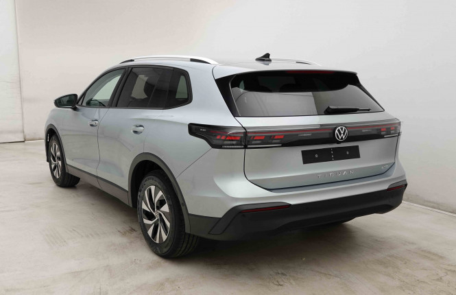 VOLKSWAGEN_VOLKSWAGEN_TIGUAN_2652546_29.jpg